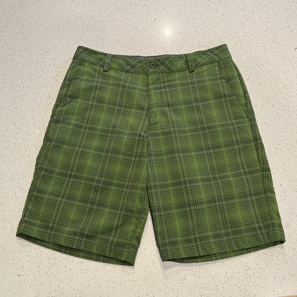 Under Armour Men's Golf Shorts Polyester Size 32 Green Checked Plaid